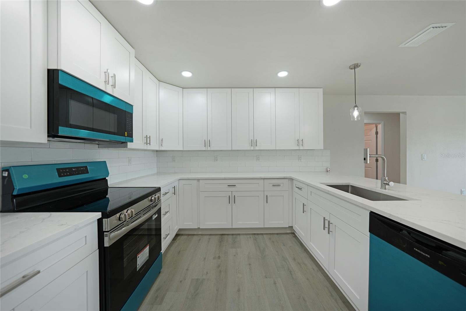 238 BOUNDARY BLVD #3, ROTONDA WEST, FL, 33947