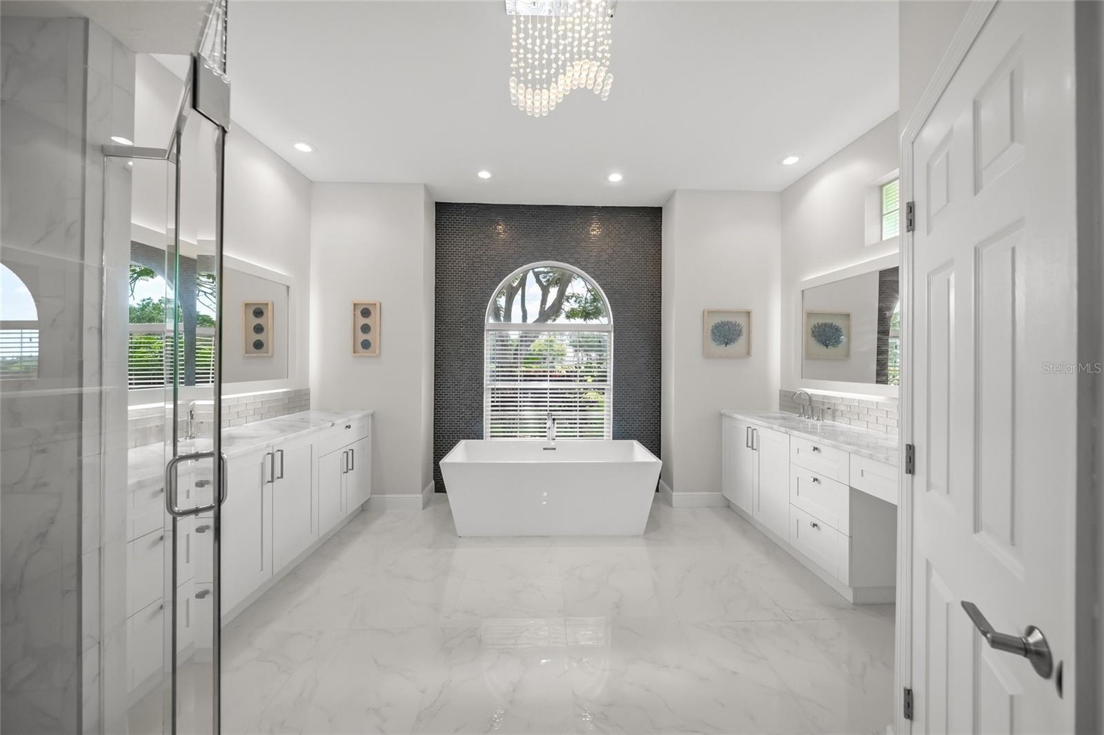 A4658479 Property Photo