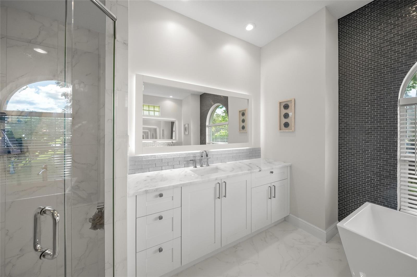 A4658479 Property Photo