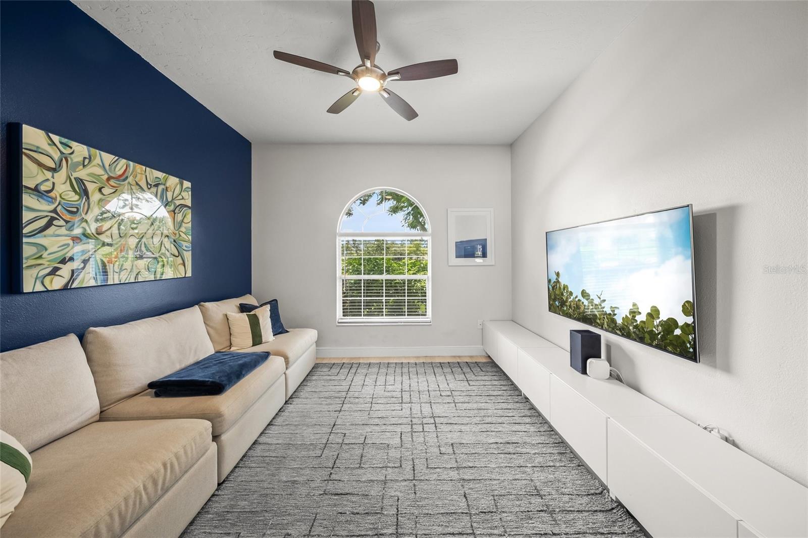 A4658479 Property Photo