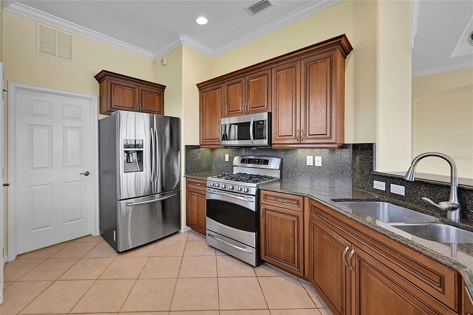 337 CIPRIANI WAY, NORTH VENICE, FL, 34275