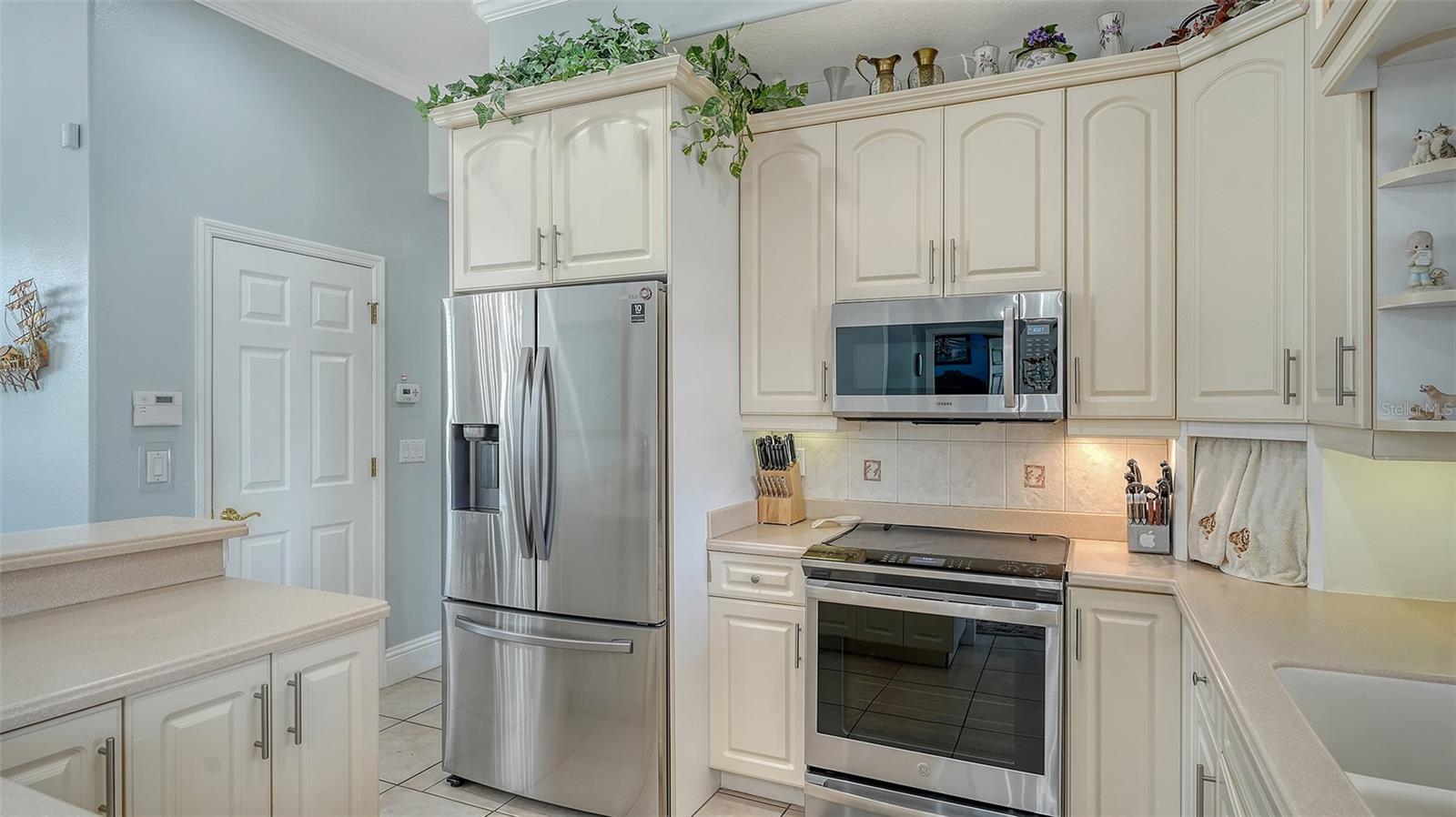 A4658508 Property Photo