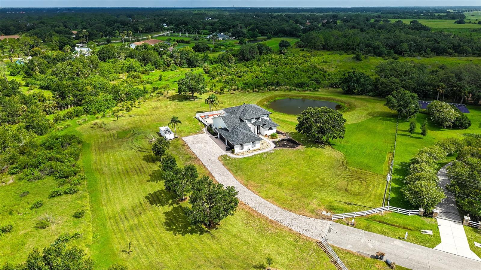 A4658508 Property Photo