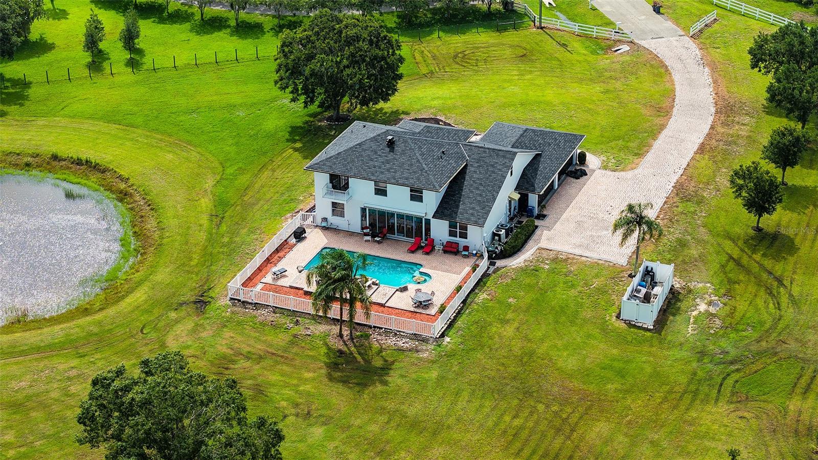 A4658508 Property Photo