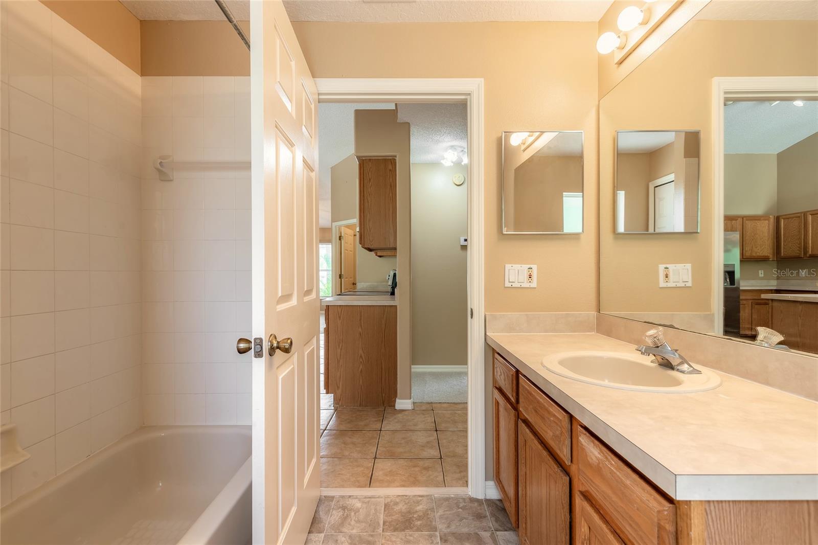 3275 PHONETIA DR, DELTONA, FL, 32738