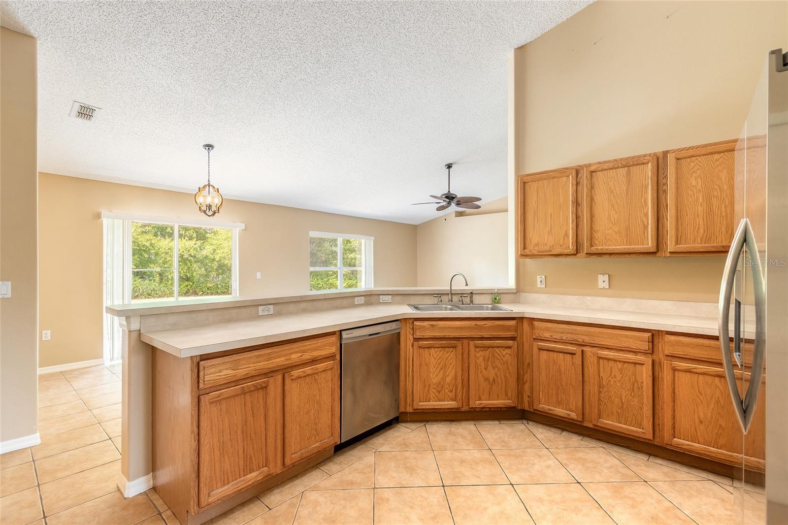 3275 PHONETIA DR, DELTONA, FL, 32738