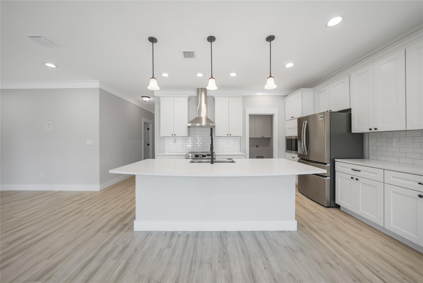 18390 FREMONT AVE, PORT CHARLOTTE, FL, 33954