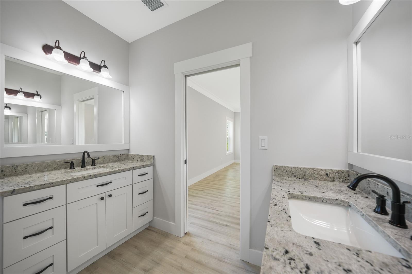 18390 FREMONT AVE, PORT CHARLOTTE, FL, 33954