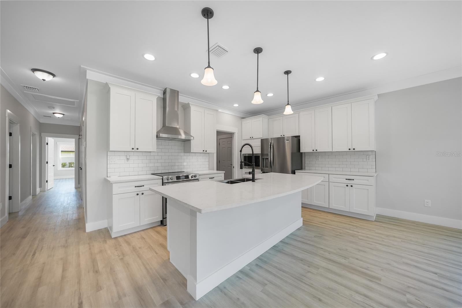 18390 FREMONT AVE, PORT CHARLOTTE, FL, 33954