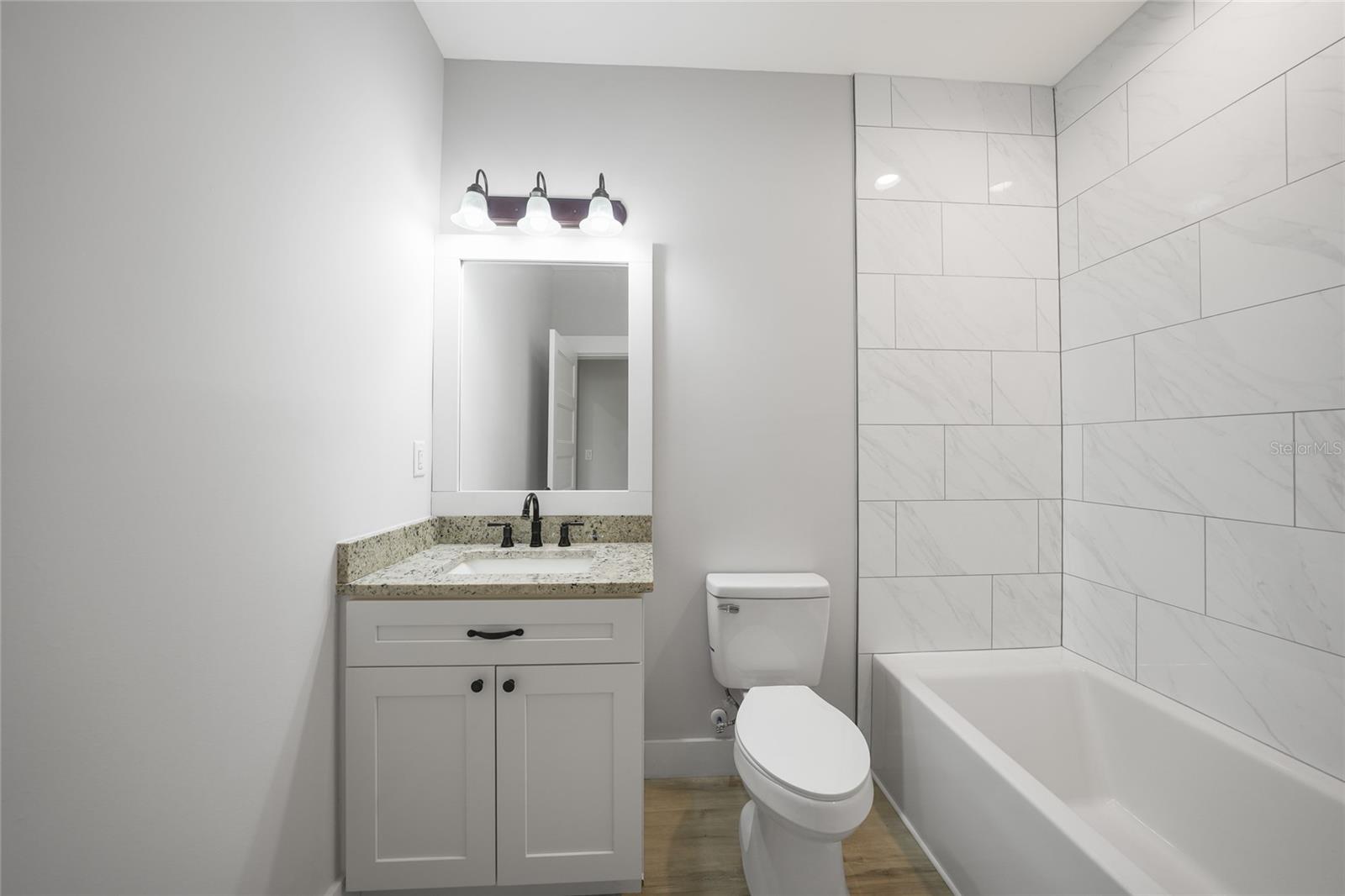 18390 FREMONT AVE, PORT CHARLOTTE, FL, 33954