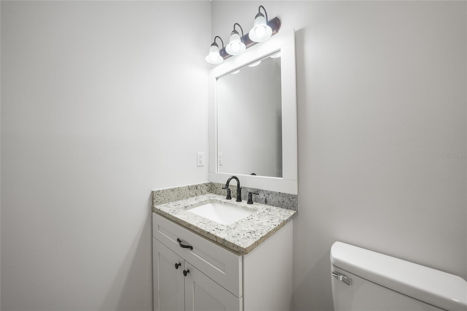 18390 FREMONT AVE, PORT CHARLOTTE, FL, 33954