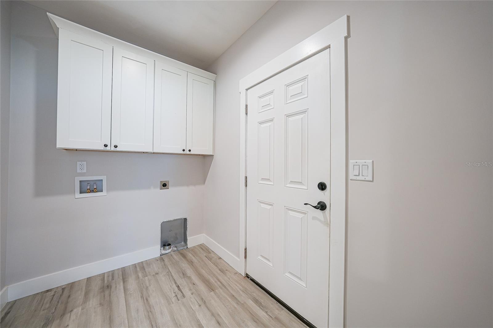 18390 FREMONT AVE, PORT CHARLOTTE, FL, 33954