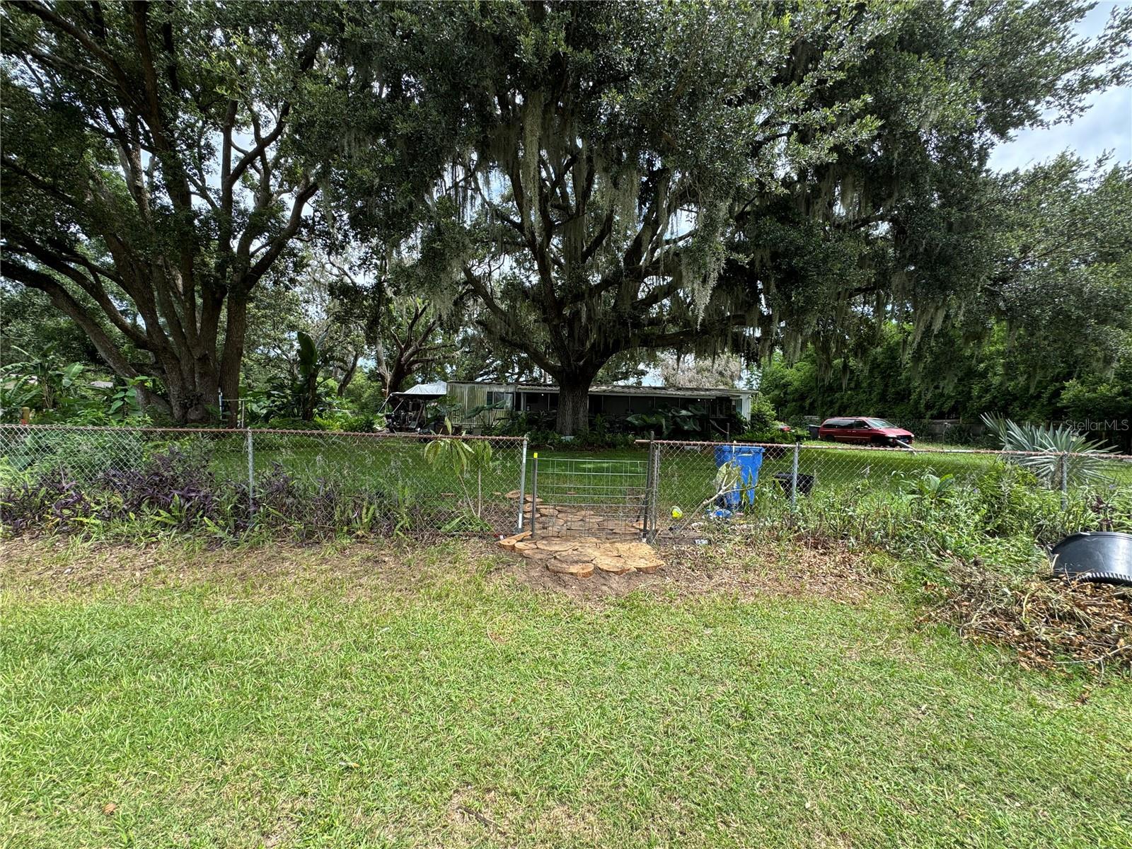 13920 HAYNES RD, DOVER, FL, 33527