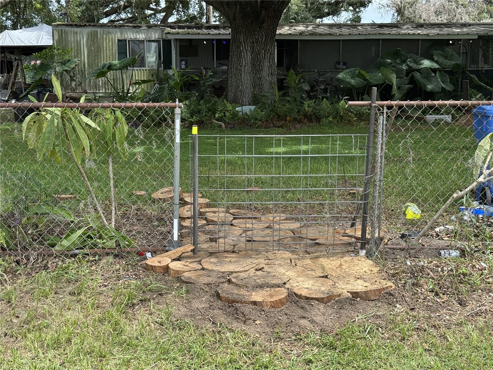 13920 HAYNES RD, DOVER, FL, 33527