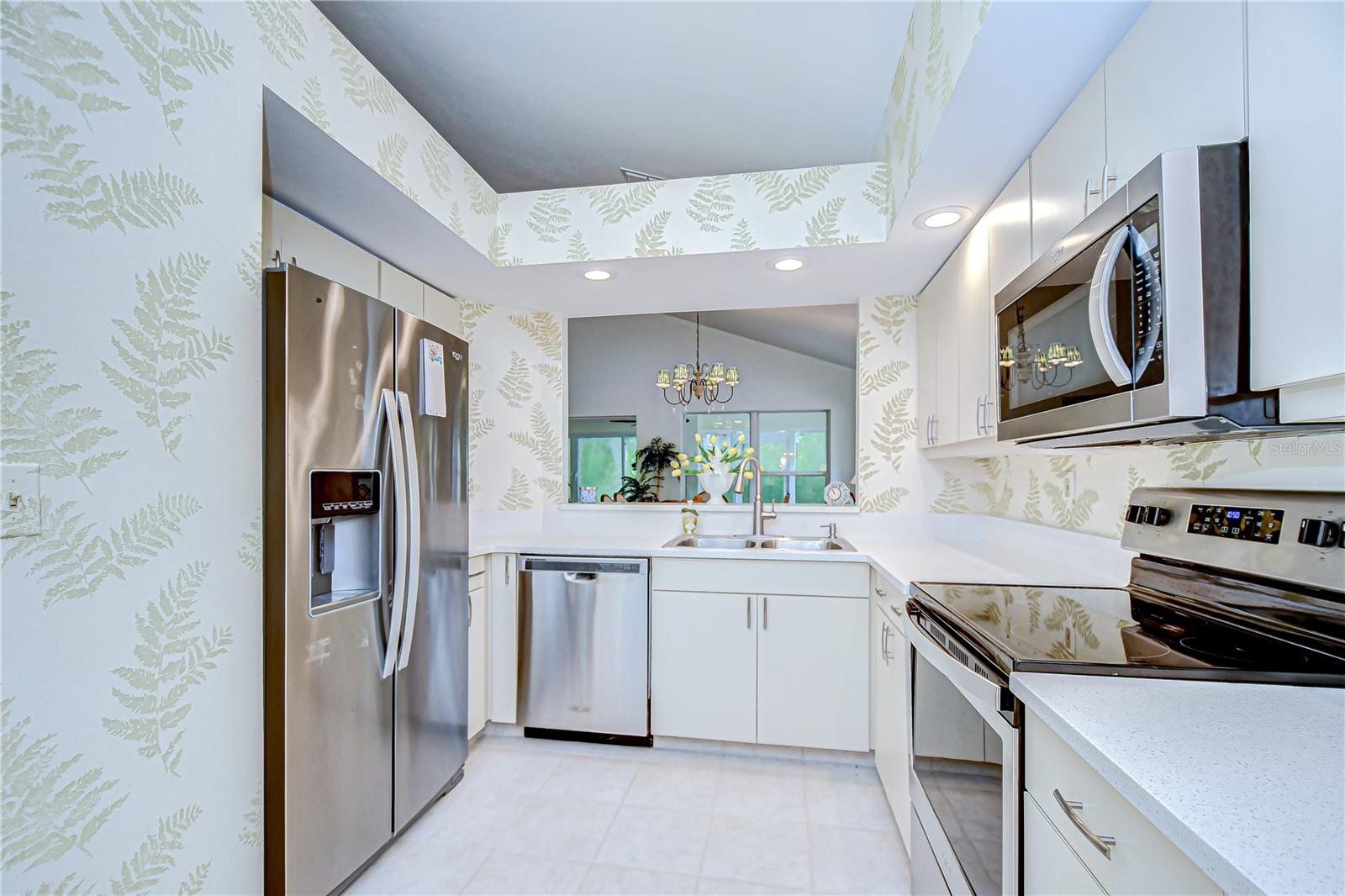 15878 SANCTUARY DR, TAMPA, FL, 33647