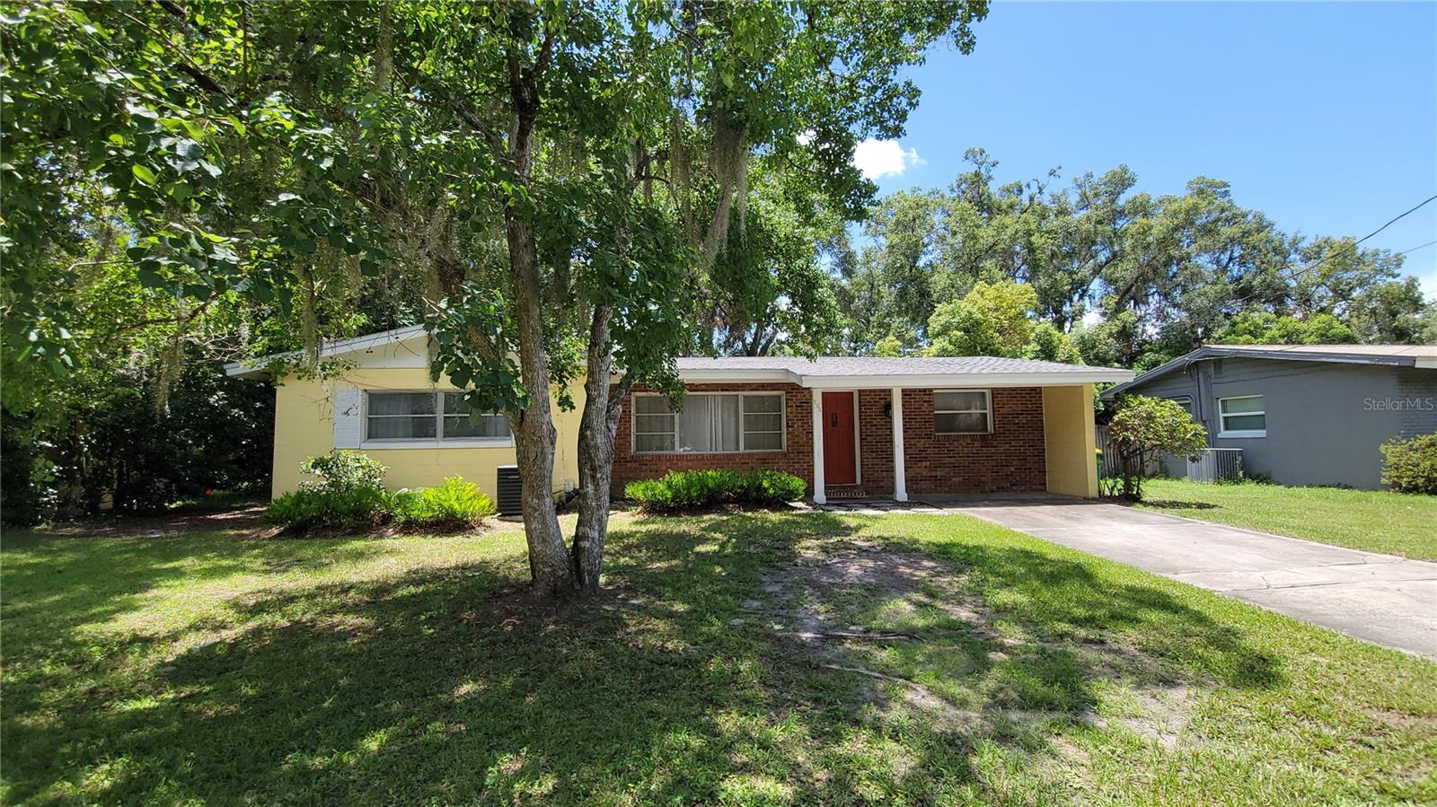 906 E WISCONSIN AVE, DELAND, FL, 32724