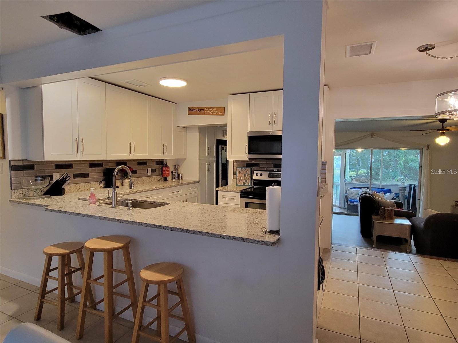 906 E WISCONSIN AVE, DELAND, FL, 32724