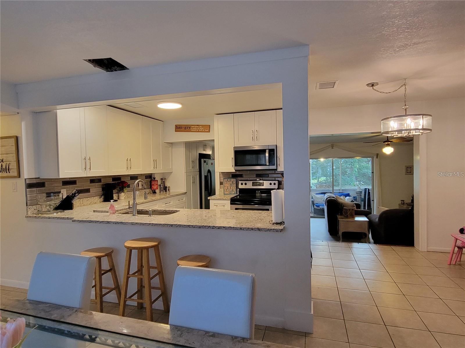 906 E WISCONSIN AVE, DELAND, FL, 32724