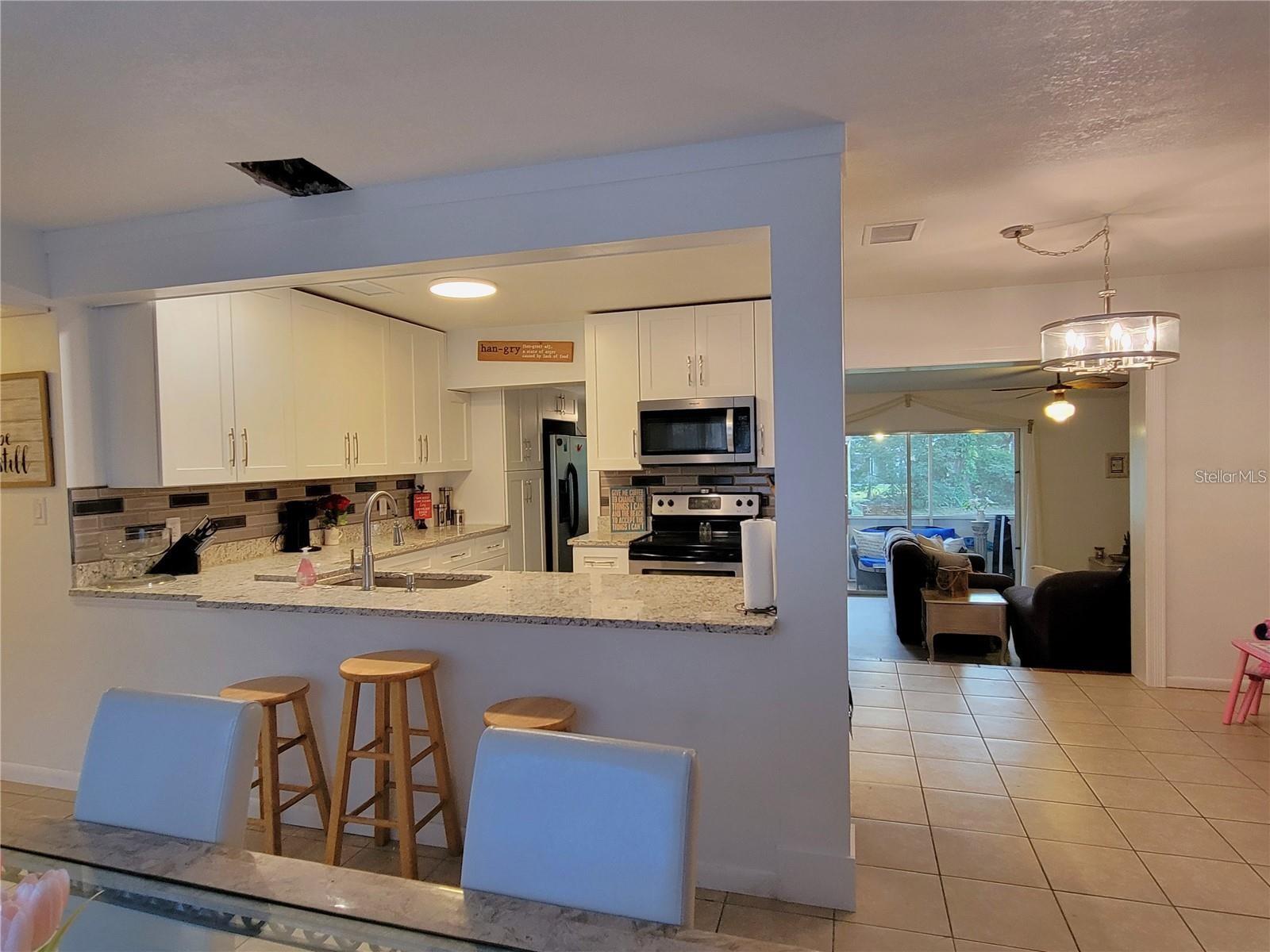 906 E WISCONSIN AVE, DELAND, FL, 32724