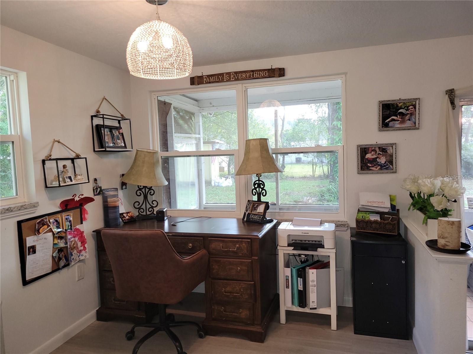 906 E WISCONSIN AVE, DELAND, FL, 32724