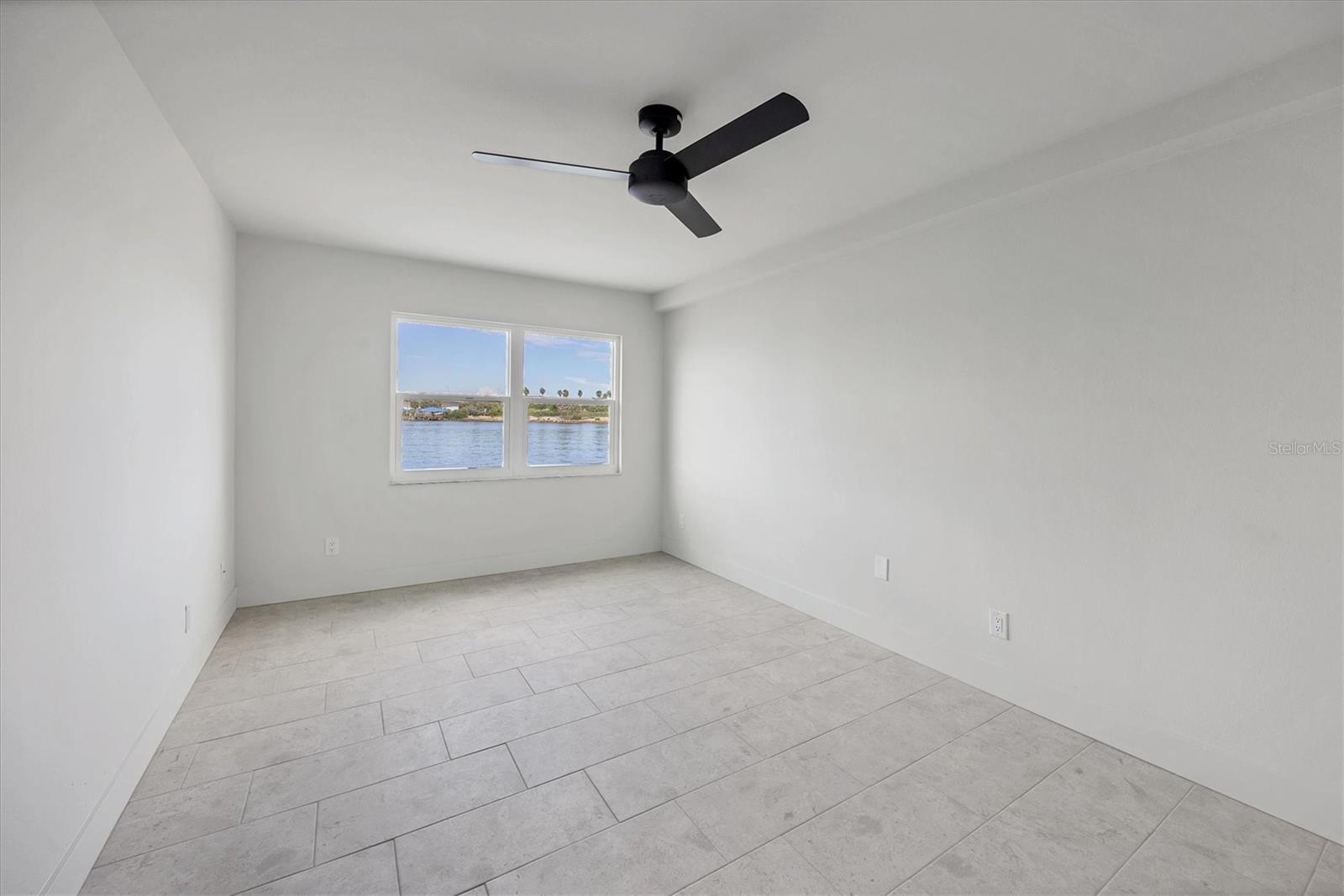 226 GOLDEN GATE PT #12, SARASOTA, FL, 34236