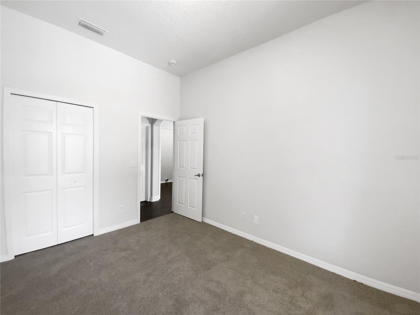 O6326082 Property Photo