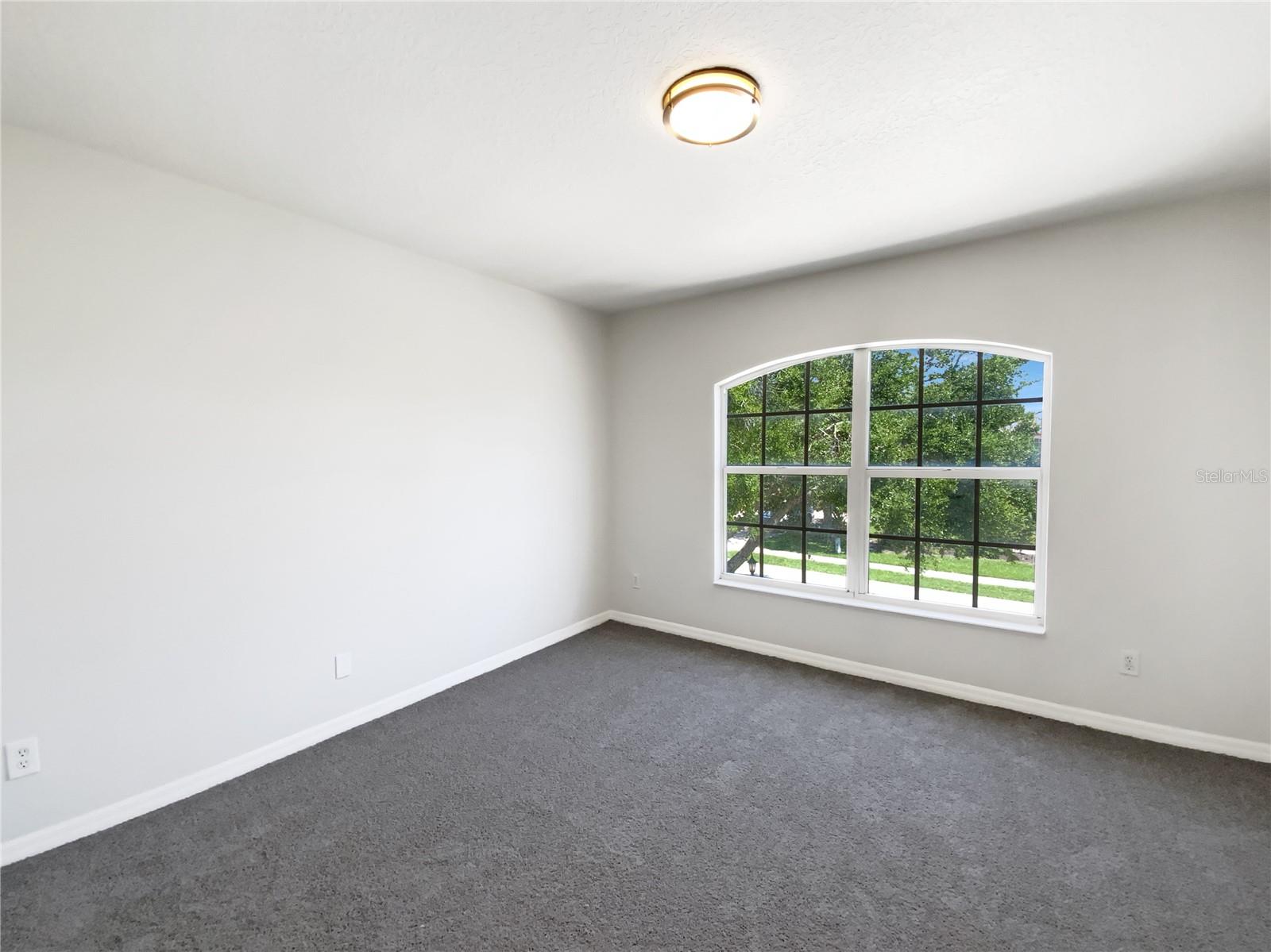 O6326082 Property Photo