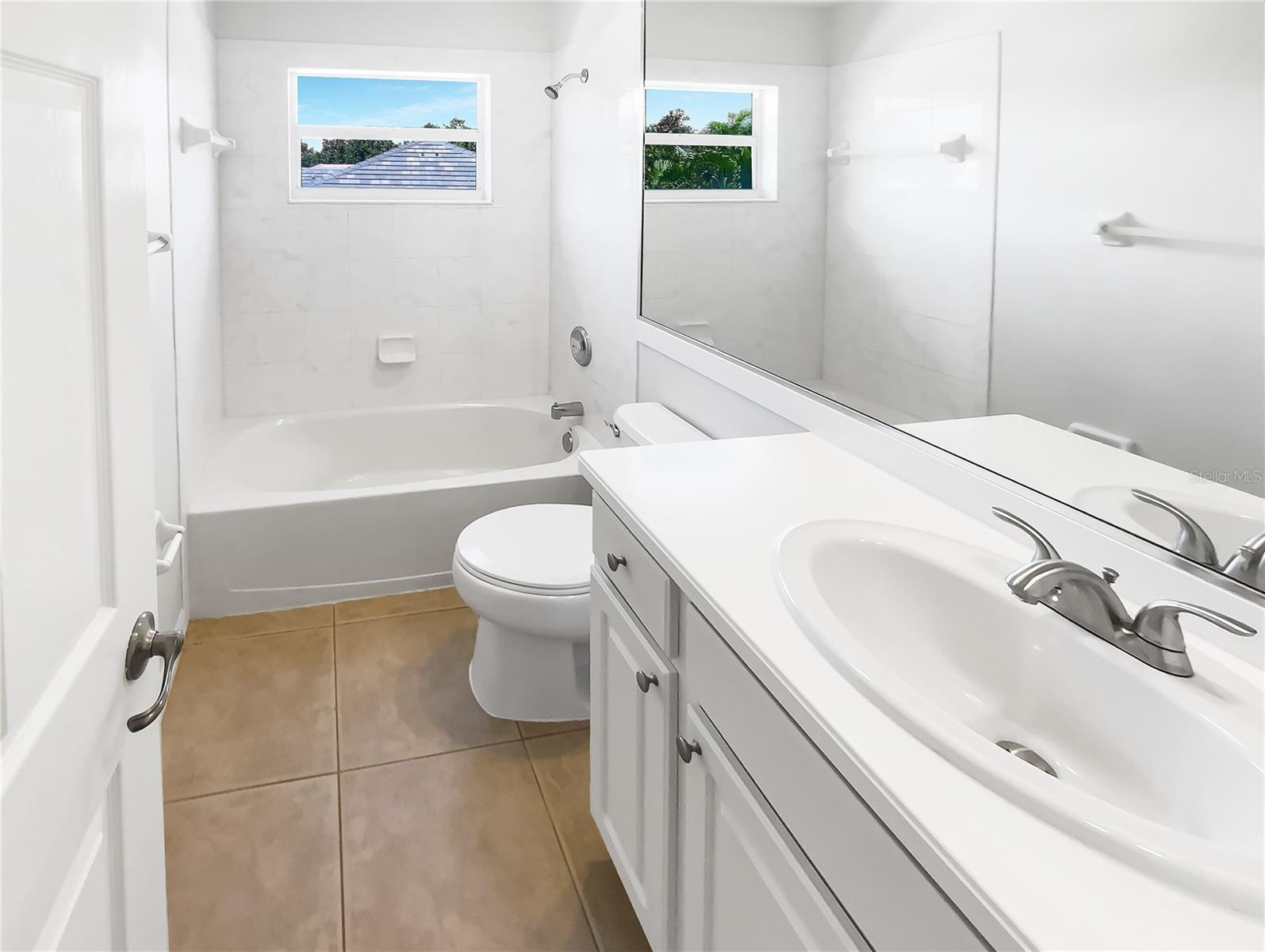 O6326082 Property Photo
