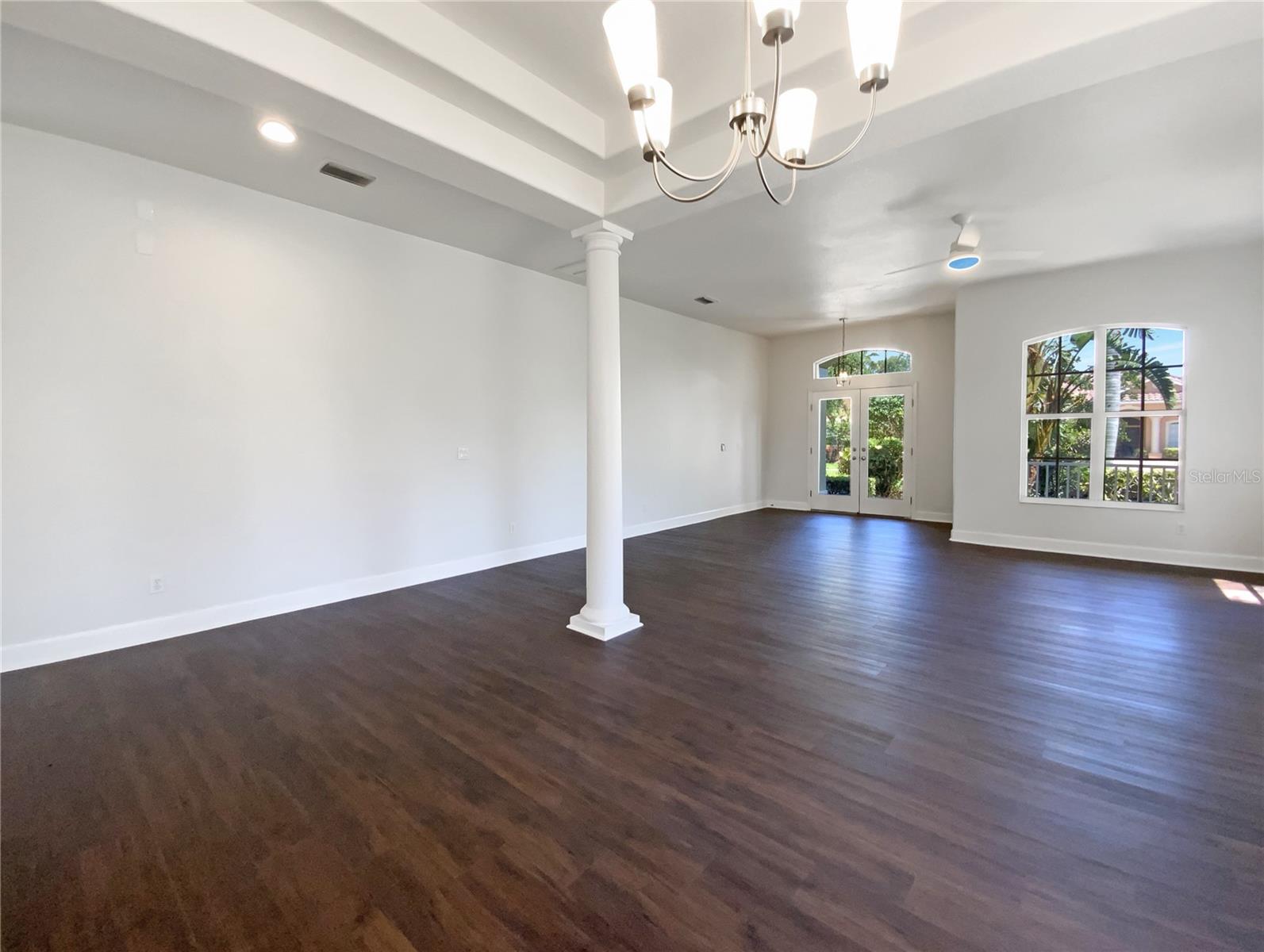 O6326082 Property Photo