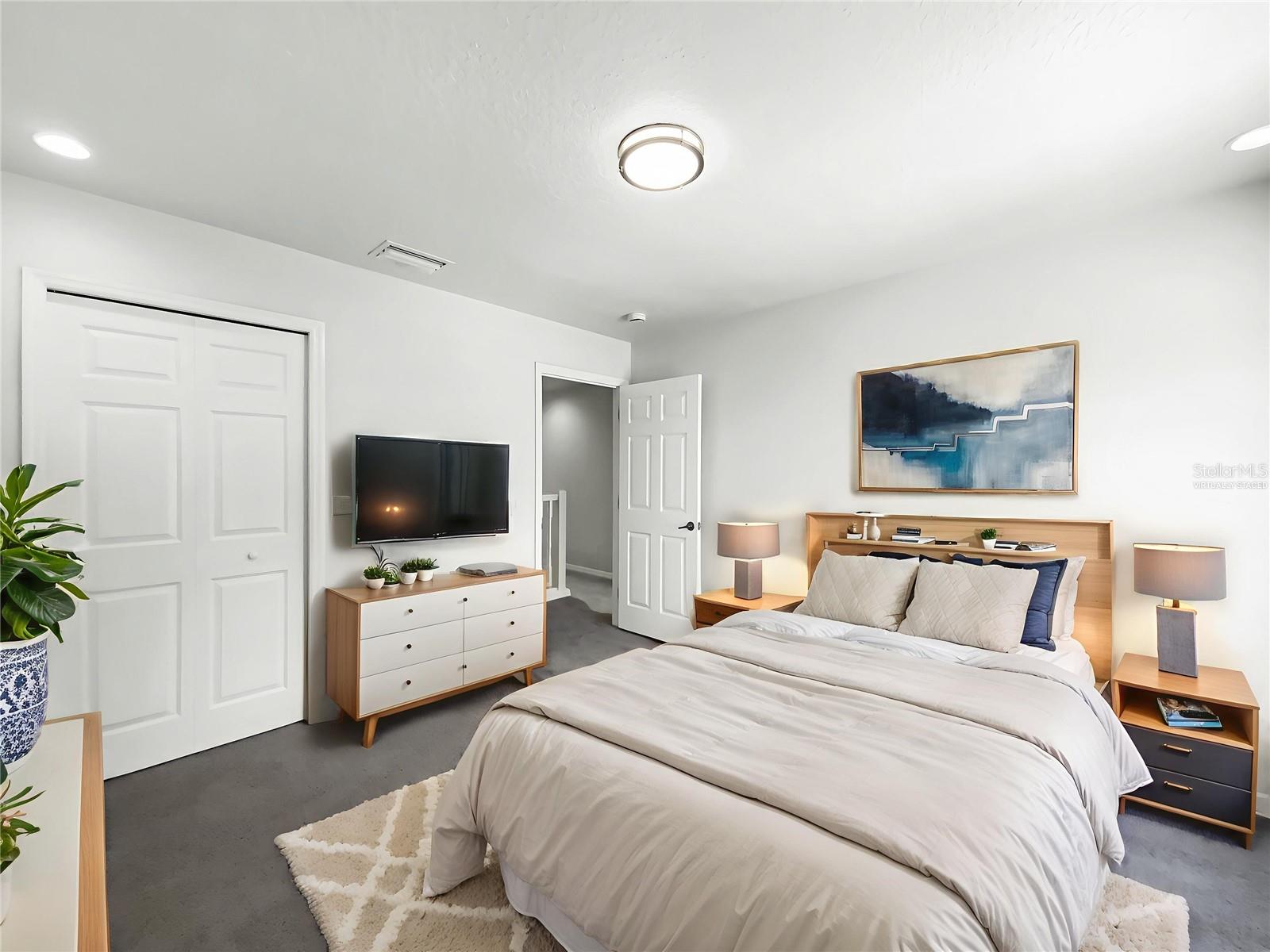 O6326082 Property Photo