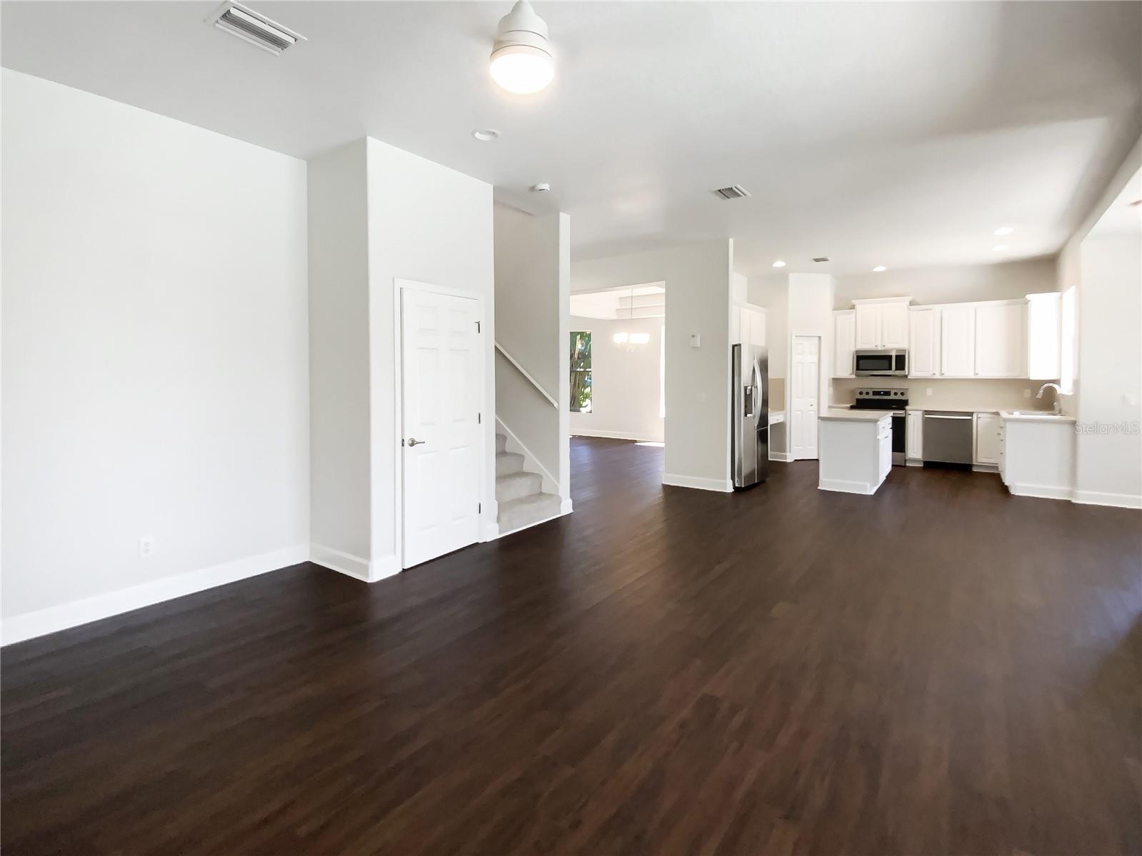 O6326082 Property Photo