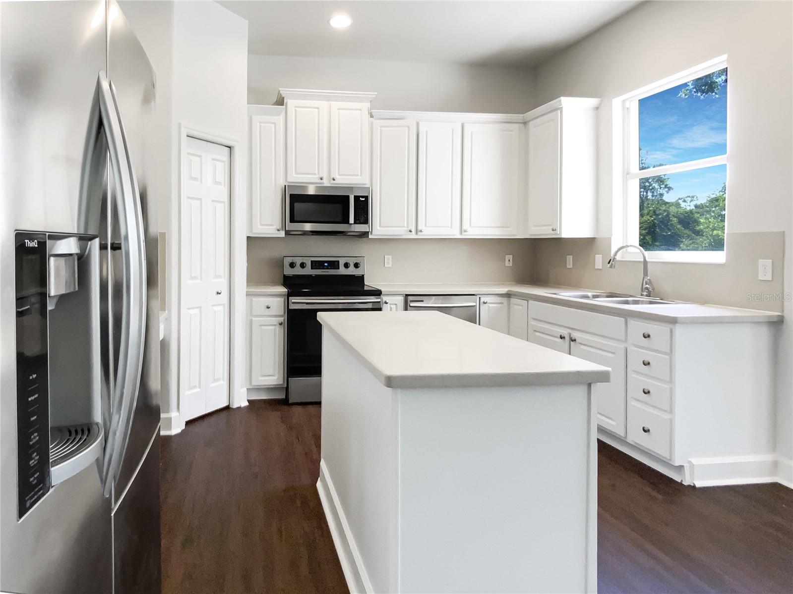 O6326082 Property Photo