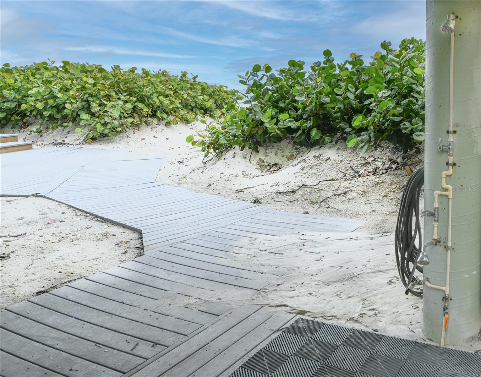 19530 GULF BLVD #1A, INDIAN SHORES, FL, 33785