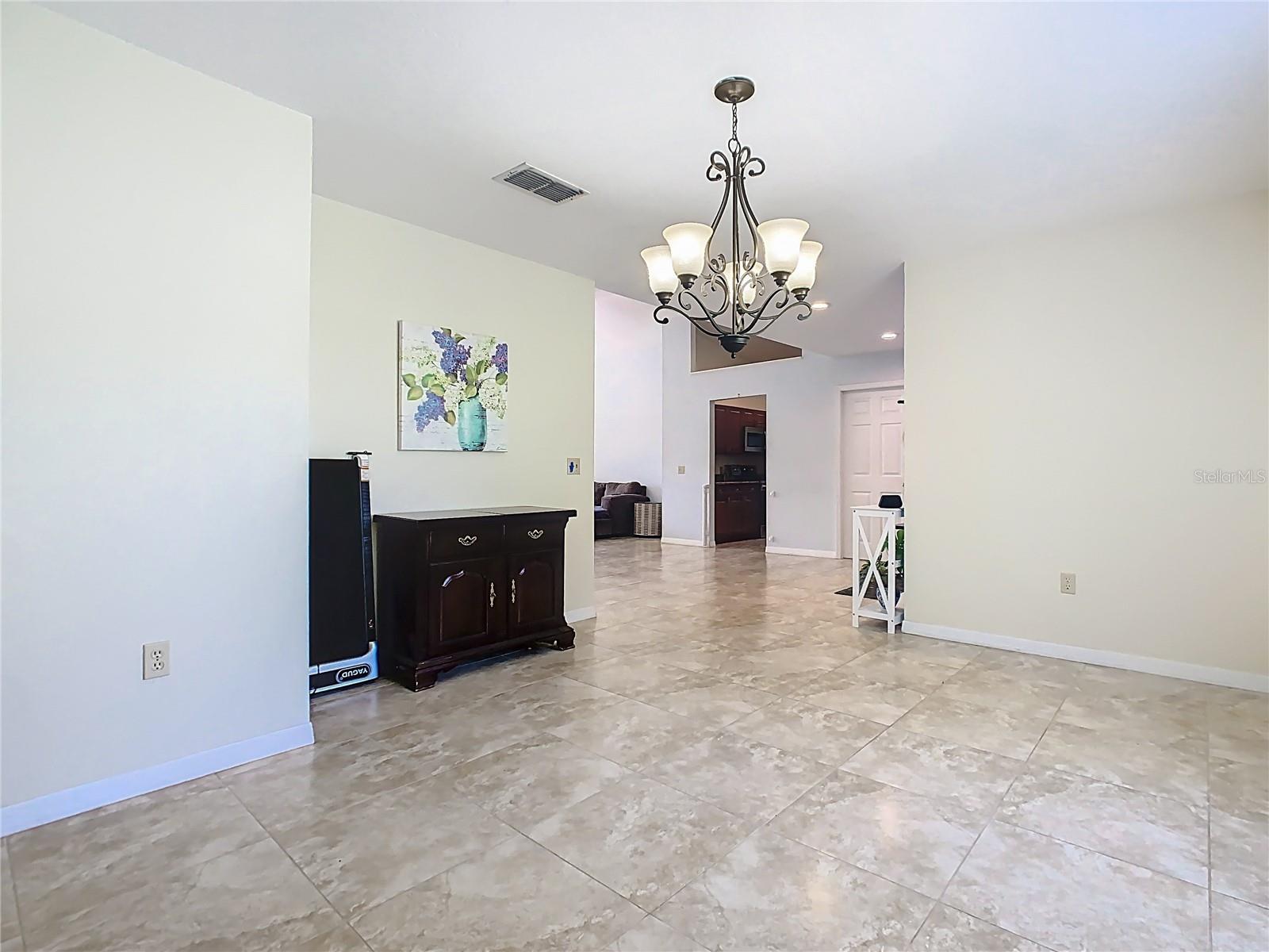 909 1/2 VALENTINA DR, DUNDEE, FL, 33838