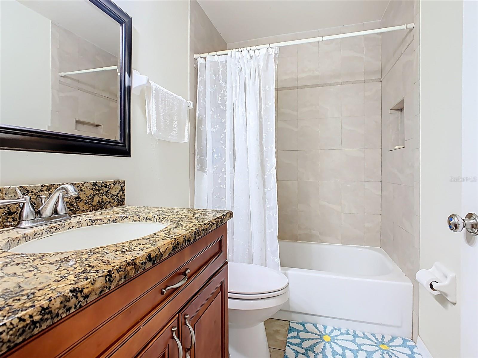 909 1/2 VALENTINA DR, DUNDEE, FL, 33838