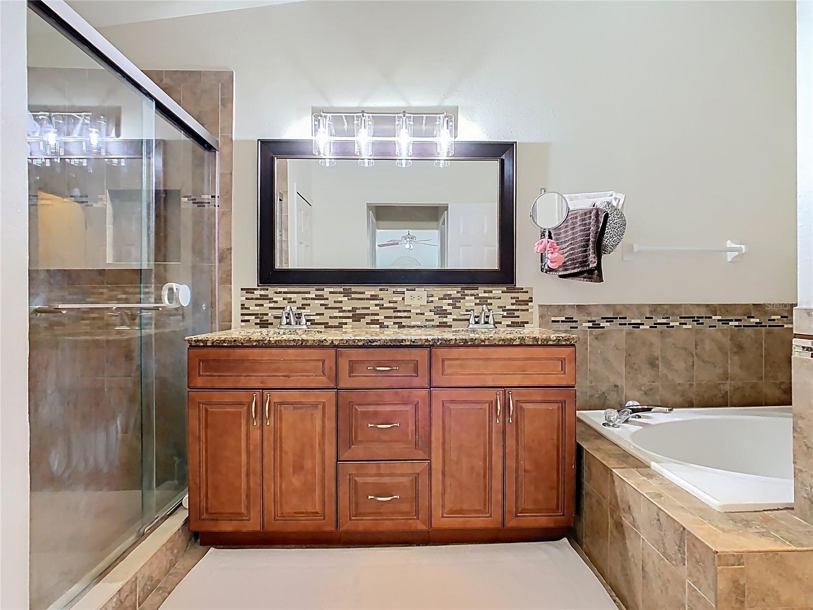 909 1/2 VALENTINA DR, DUNDEE, FL, 33838