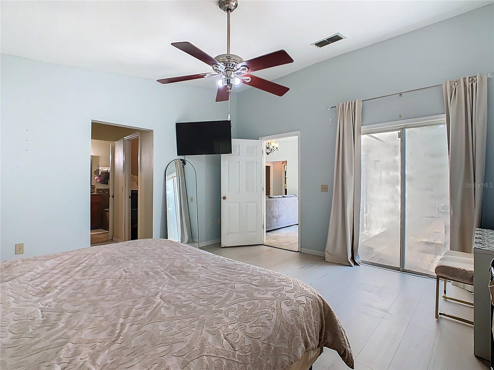 909 1/2 VALENTINA DR, DUNDEE, FL, 33838