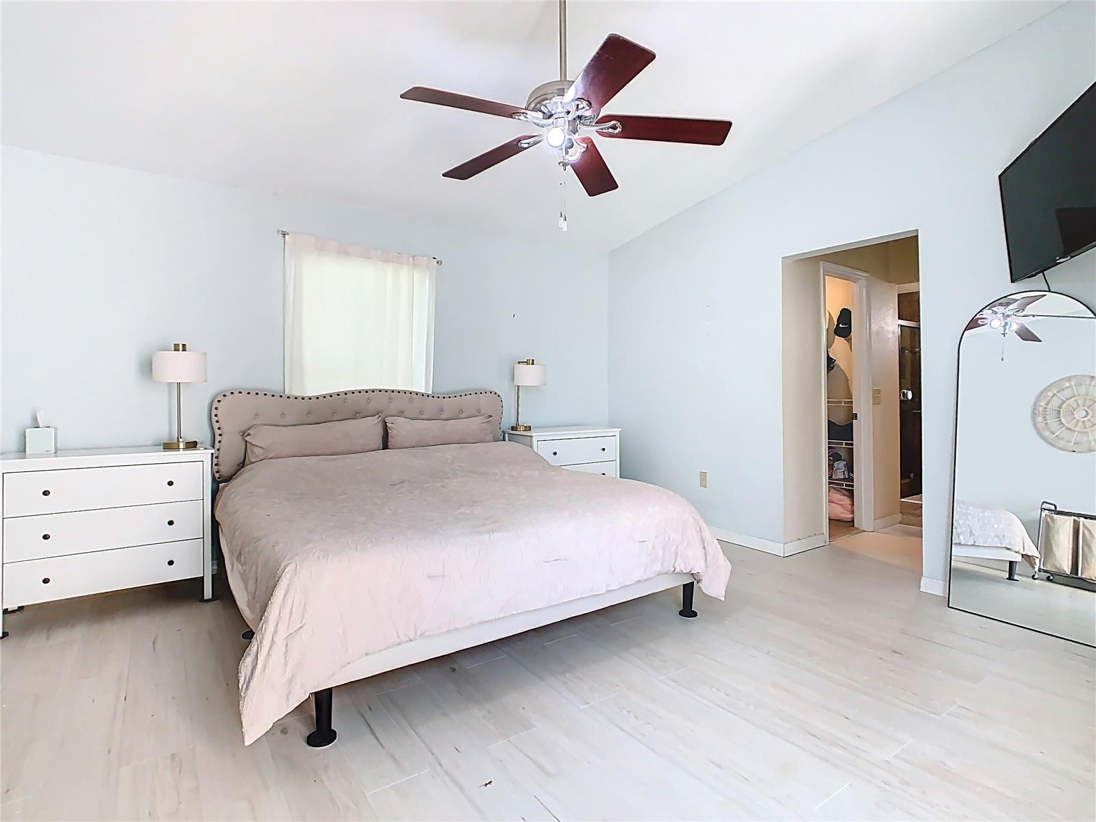 909 1/2 VALENTINA DR, DUNDEE, FL, 33838