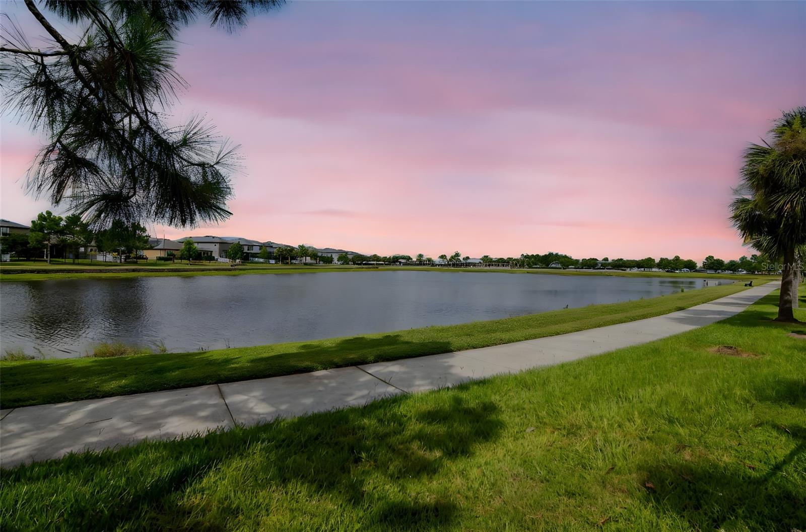 11425 LELAND GROVES DR, RIVERVIEW, FL, 33579