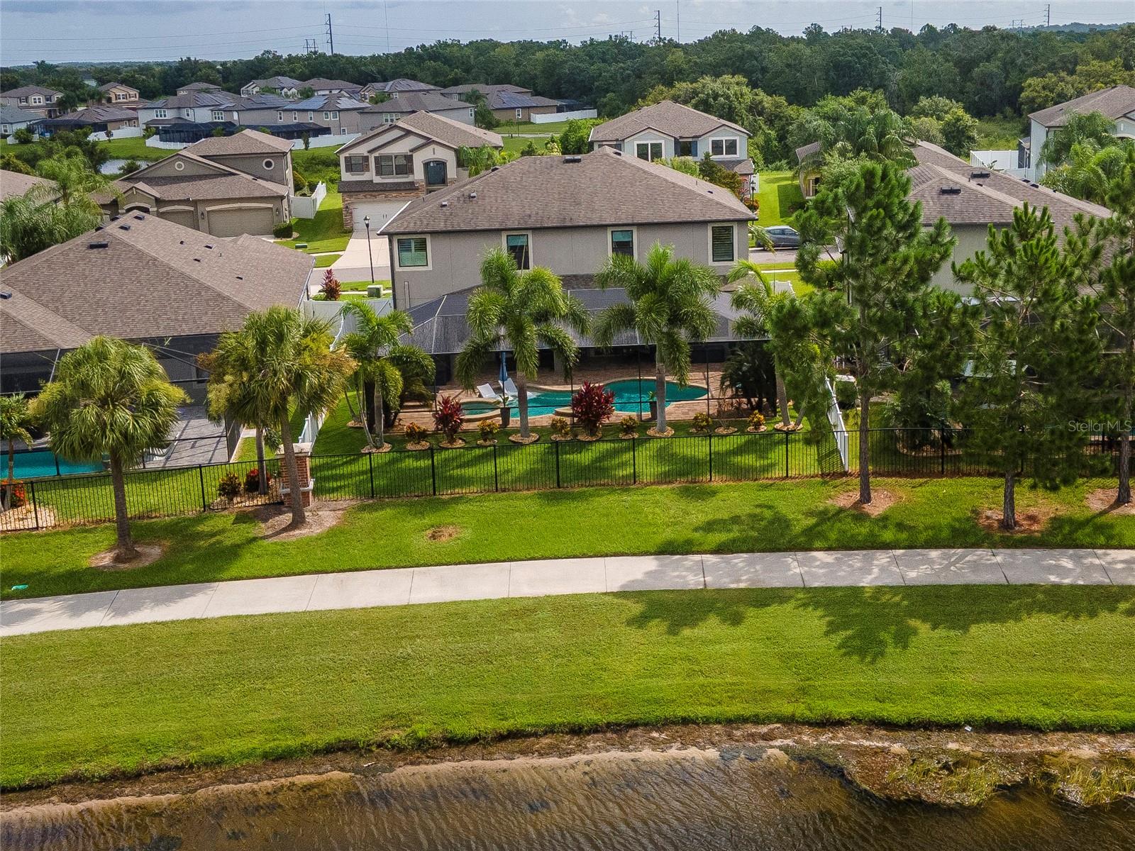 11425 LELAND GROVES DR, RIVERVIEW, FL, 33579