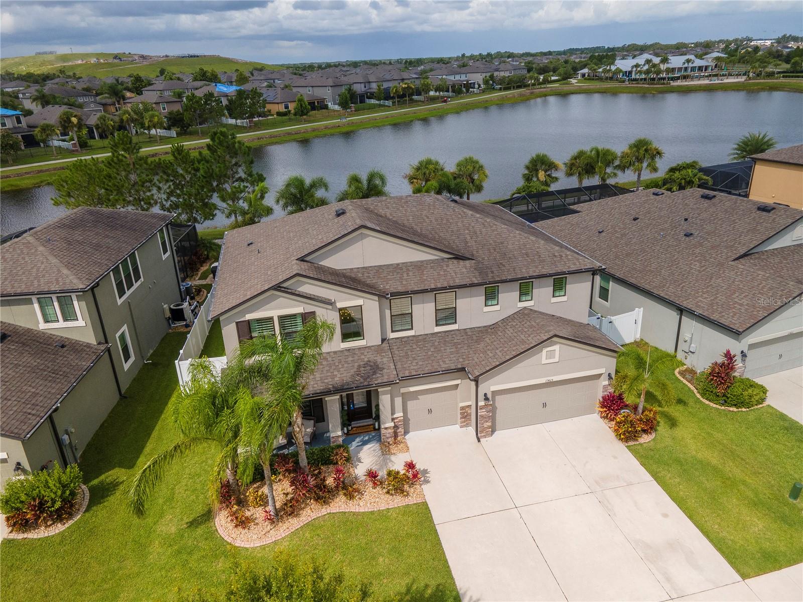 11425 LELAND GROVES DR, RIVERVIEW, FL, 33579