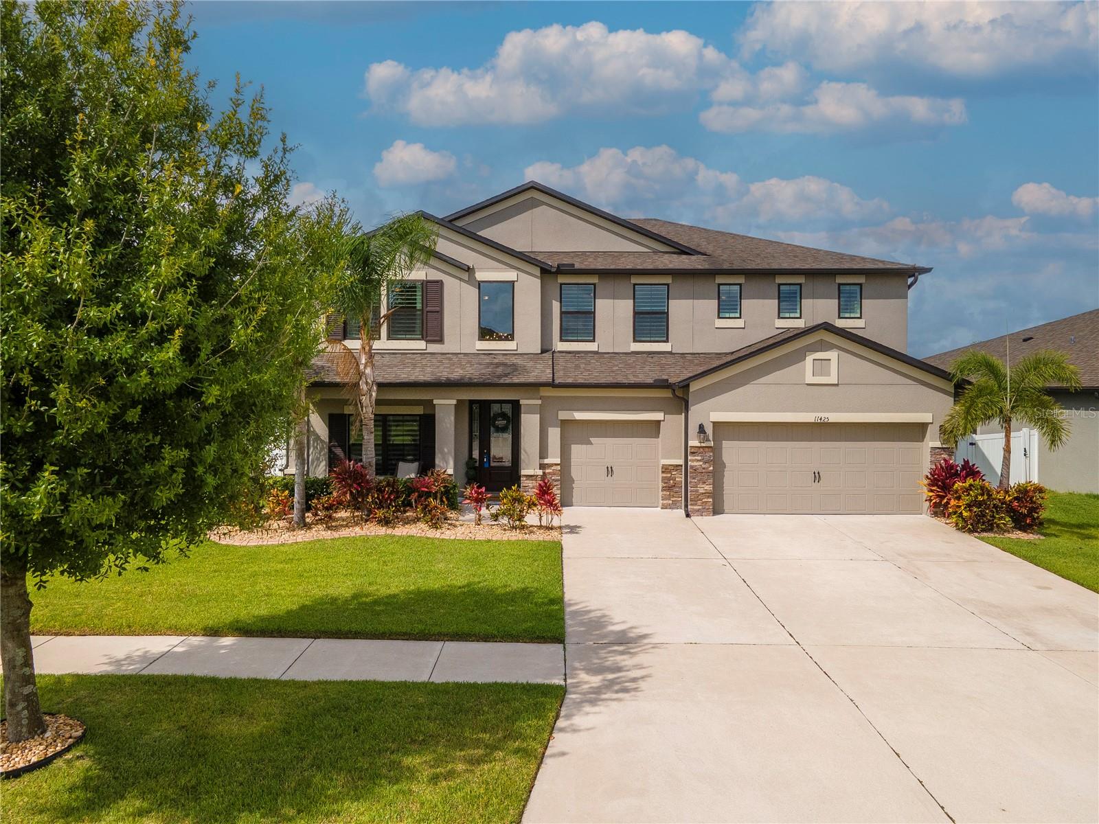 11425 LELAND GROVES DR, RIVERVIEW, FL, 33579