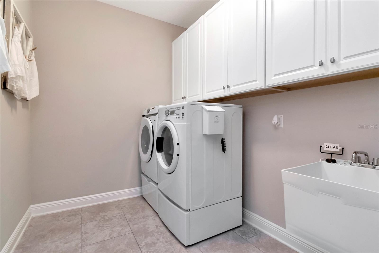 11425 LELAND GROVES DR, RIVERVIEW, FL, 33579