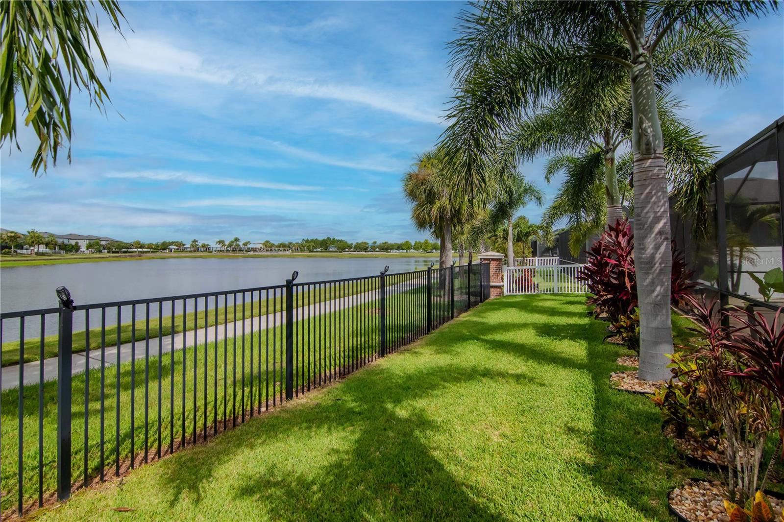 11425 LELAND GROVES DR, RIVERVIEW, FL, 33579