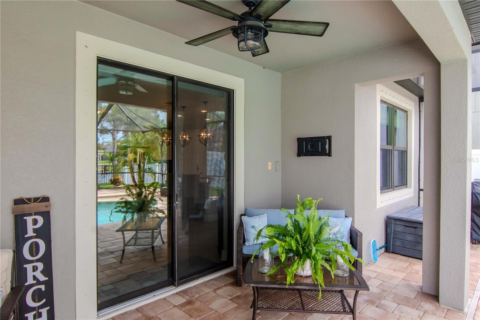 11425 LELAND GROVES DR, RIVERVIEW, FL, 33579