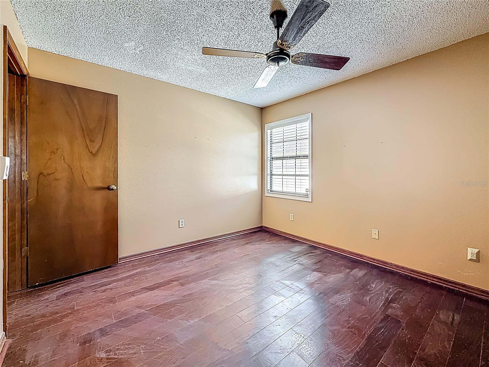 1822 TALL PINES DR, LARGO, FL, 33771