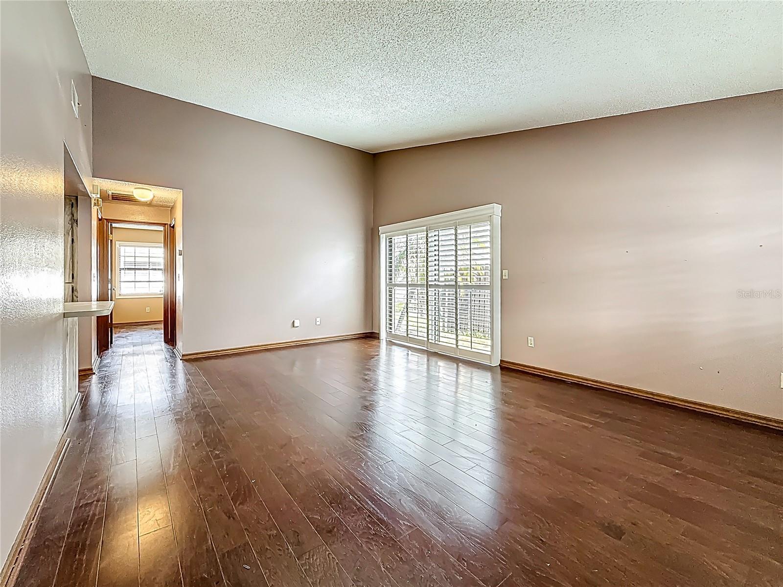 1822 TALL PINES DR, LARGO, FL, 33771