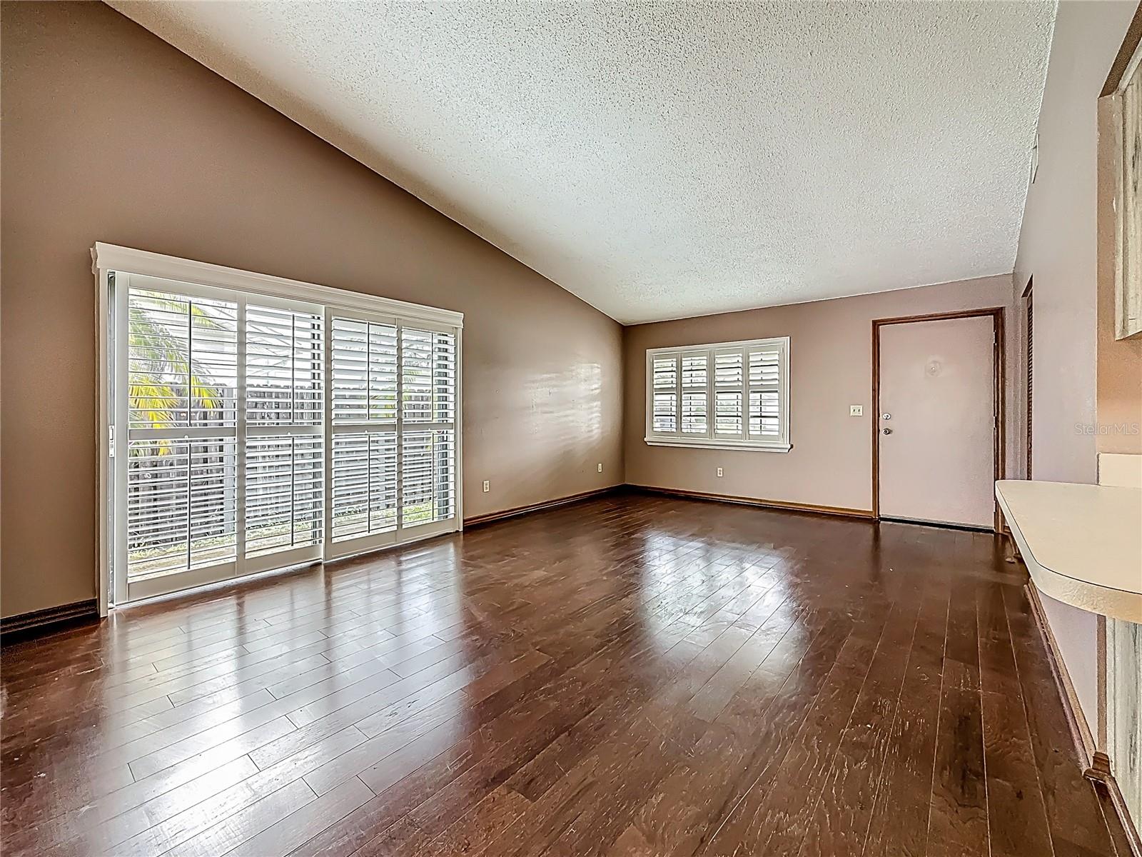 1822 TALL PINES DR, LARGO, FL, 33771