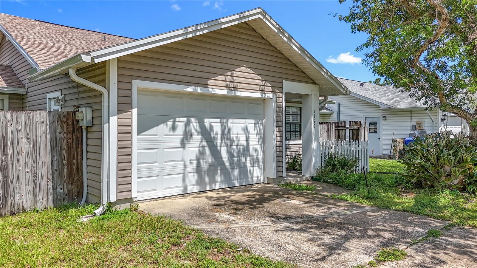 1822 TALL PINES DR, LARGO, FL, 33771