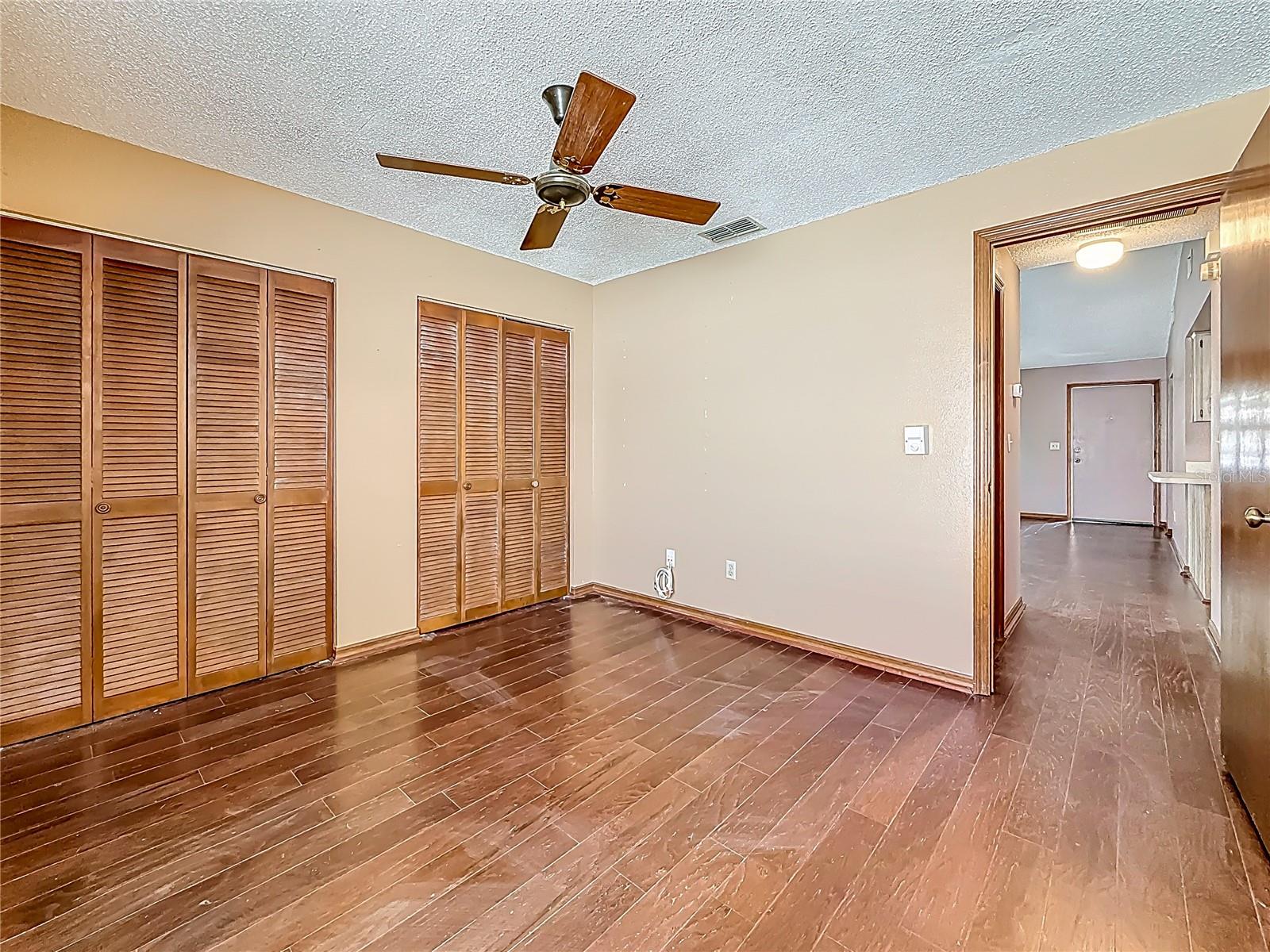 1822 TALL PINES DR, LARGO, FL, 33771